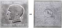 M E D A I L L E N,Personen Jünger, Ernst (1895-1998) Bronzegußplakette o.J. (Sign. T). Kopf nach links. / 11 Textzeilen