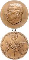 M E D A I L L E N,Personen Nelles, Johannes Bronzegußmedaille 1950. 50. Geburtstag des Chemikers und Leiters der Buna-Werke Schkopau, Dr. Johannes Nelles. Kopf nach links. / Buschwindröschen. 89 mm. 154,36 g. DGMK Band 17, S. 139/2.