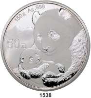 AUSLÄNDISCHE MÜNZEN,China Volksrepublik seit 1949 50 Yuan 2019 (Silber, 150g.). Pandamutter mit Jungtier im Arm.  Im Originaletui mit Zertifikat und Umverpackung.