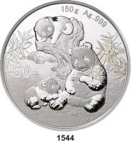AUSLÄNDISCHE MÜNZEN,China Volksrepublik seit 1949 50 Yuan 2025 (Silber, 150g.). Pandafamilie.  Im Originaletui mit Zertifikat und Umverpackung.