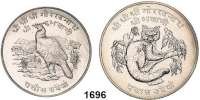 AUSLÄNDISCHE MÜNZEN,Nepal  25 und 50 Rupees V.S. 2031 (1975).  Himalaya-Glanzfasan und Katzenbär.  Schön 223 und 224.  KM 839 und 841.  LOT. 2 Stück.