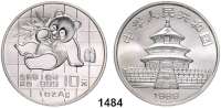 AUSLÄNDISCHE MÜNZEN,China Volksrepublik seit 1949 10 Yuan 1989 (Silberunze).  Panda mit Bambuszweig.  Schön 215.  KM A 221.  In Kapsel.