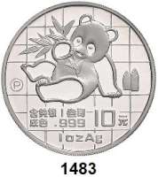 AUSLÄNDISCHE MÜNZEN,China Volksrepublik seit 1949 10 Yuan 1989 P (Silberunze).  Panda mit Bambuszweig .  Schön 215.  KM 222.  In Kapsel.  Im Originaletui mit Zertifikat.