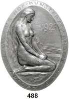 M E D A I L L E N,Numismatik Einseitige Bronzeplakette 1923. Jahreswendemedaille 1923 B. H. Mayer's Kunstprägeanstalt, Pforzheim. 60,5 x 45 mm. 42,66 g.