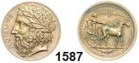 AUSLÄNDISCHE MÜNZEN,Griechenland L O T S      L O T S      L O T S Kleine Bronzemedaille o.J. mit antikem Motiv (20 mm) Belorb. Herrscherkopf. /  Gottheit in Biga und 21 meist moderne Münzen darunter 50 Lepta 1874 A(ss) und 30 Drachmen 1963.