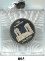 Deutsche Demokratische Republik, 5 Mark 1985. 40. Jahrestag der Zerstörung Dresdens - Ruine der Frauenkirche. LOT. 2 Stück.