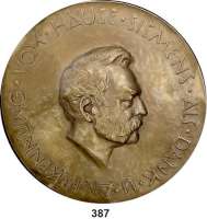M E D A I L L E N,Personen Siemens, Werner von Einseitige Bronzemedaille (Hohlprägung) o.J. (A. Klingler). Als Dank und Anerkennung vom Hause Siemens. Kopf Werner von Siemens nach links. 190 mm. 594,4 g. Im Etui.