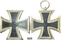 Orden, Ehrenzeichen, Militaria, Zeitgeschichte,Deutschland Drittes Reich Eisernes Kreuz 1939  I. Klasse (gewölbt) und II. Klasse (Hersteller : L/13 ?) mit Bandstück.  LOT. 2 Stück.