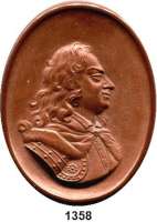 MEDAILLEN AUS PORZELLAN,Staatliche Porzellan-Manufaktur MEISSEN Meissen o.J. (1933) braun (oval, 70 x 55 mm).  Erinnerung an August den Starken.  Gipsform.  Rand nicht poliert.  Rs. Ritznummer 