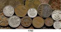 AUSLÄNDISCHE MÜNZEN,Russland LOTS   LOTS   LOTS 16 Kupfermünzen zwischen 1738 und 1914 (Denga bis 5 Kopeken) und 5 Silbermünzen.  5 Kopeken 1899; 10 Kopeken 1915; 15 Kopeken 1909, 1914 und 20 Kopeken 1913.  LOT. 21 Stück.